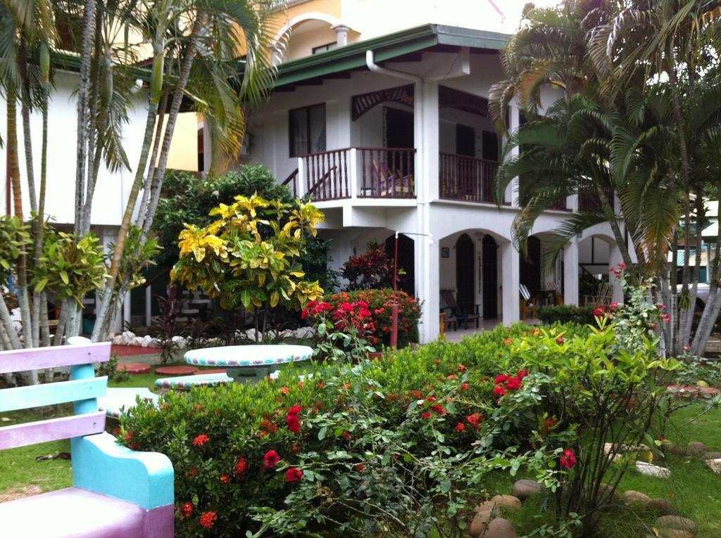Hotel Marielos Tamarindo Habitación foto